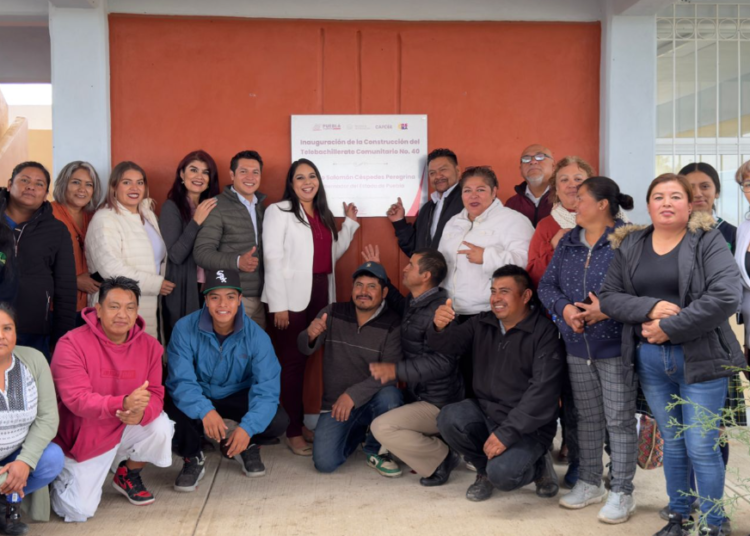 Gobernador reconoce gestión de Tonantzin en construcción del Telebachillerato N°40