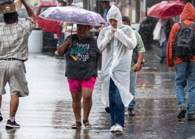 Se prevén lluvias torrenciales e intensas en 17 estados