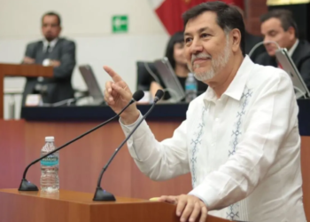 AMLO batea a Noroña para que sea coordinador de los senadores de Morena