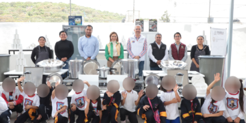Sedif fortalece cuatro desayunadores escolares en Puebla capital