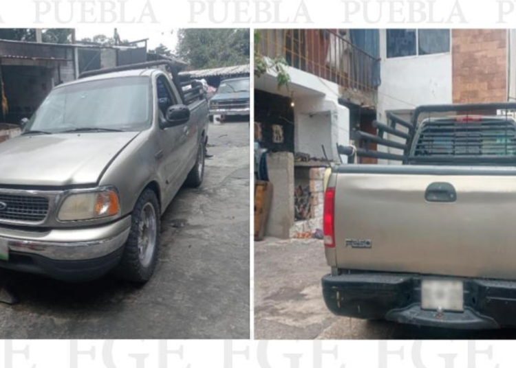 FGE Puebla recupera camioneta robada en un supermercado en Coronango