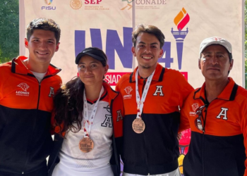 Leones de la Anáhuac logran el bronce en el Torneo Nacional de Tenis de Condde