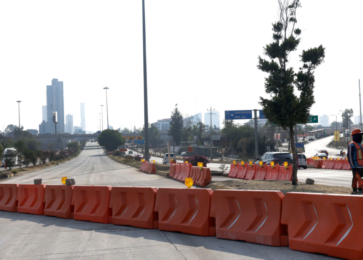 A partir del miércoles 5, cierran carriles centrales de Vía Atlixcáyotl