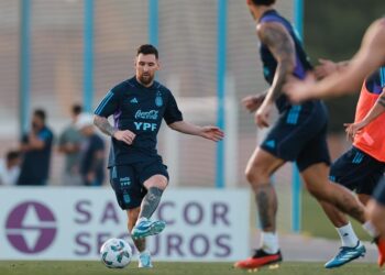 Lionel Messi amenaza con agrandar su leyenda