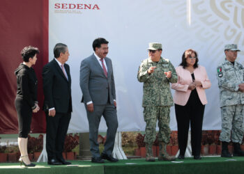 Javier Aquino supervisa destrucción de armas en la XXV Zona Militar