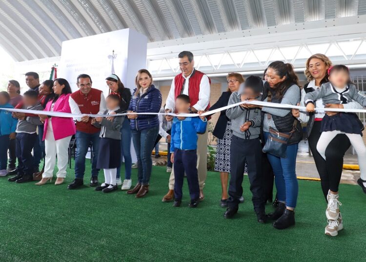 Céspedes inaugura remodelación del Centro de Atención Múltiple Yolojpili en Cholula