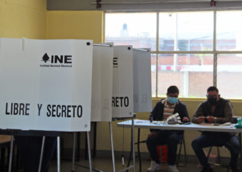 ¡Salgamos a votar!