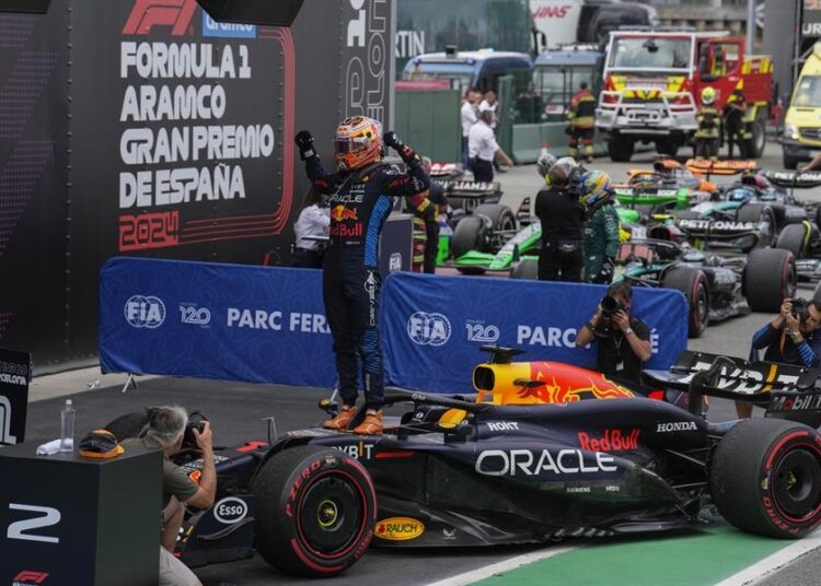 Verstappen triunfa en GP de España