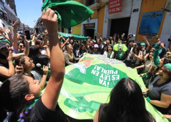 Aprobación de despenalización del aborto es para respetar derecho de mujeres