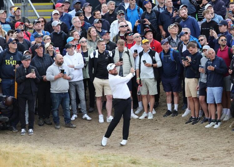 Shane Lowry toma el control en el Abierto Británico y Rahm se entona