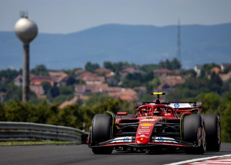Carlos Sainz se apunta los primeros libres del GP de Hungría