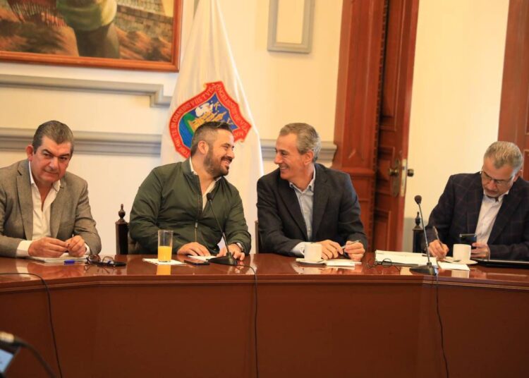 Avanza transición entre Adán Domínguez y Pepe Chedraui