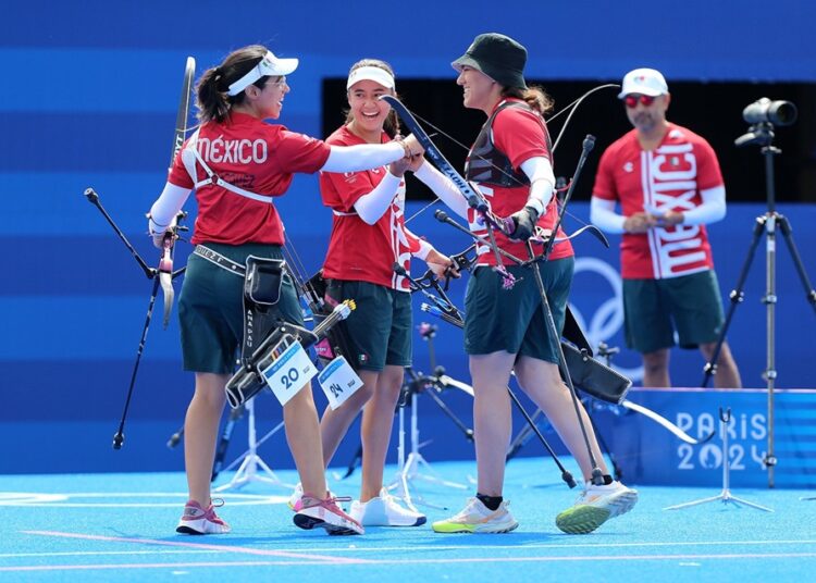 Tiro con arco por equipos da a México primera medalla en París 2024