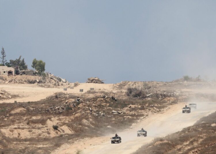 Israel deja inhabitable un barrio de Gaza