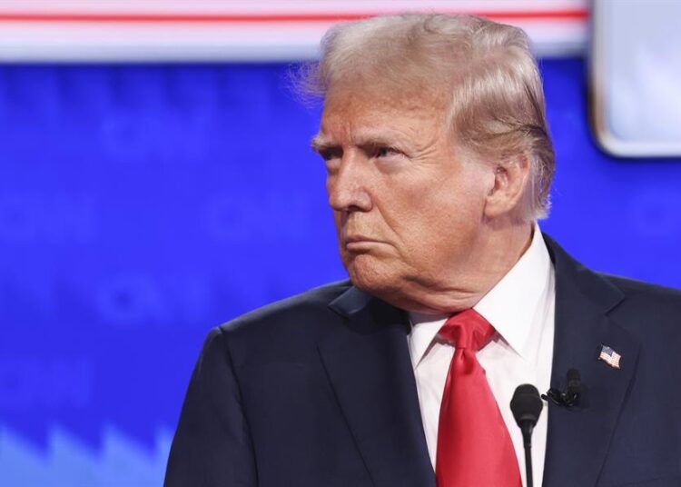Jueza desestima caso contra Trump por mal manejo de documentos confidenciales