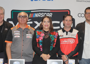 Autoridades presentan la NÁSCAR México Series en Puebla