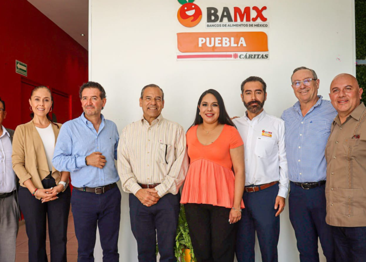 Tonantzin Fernández visita el Banco de Alimentos de Puebla