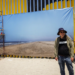 Artista de Estados Unidos coloca foto monumental en el muro para “borrar” la frontera