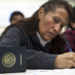 Aspirantes a la residencia en EU deben cuidarse y no mentir en examen médico migratorio
