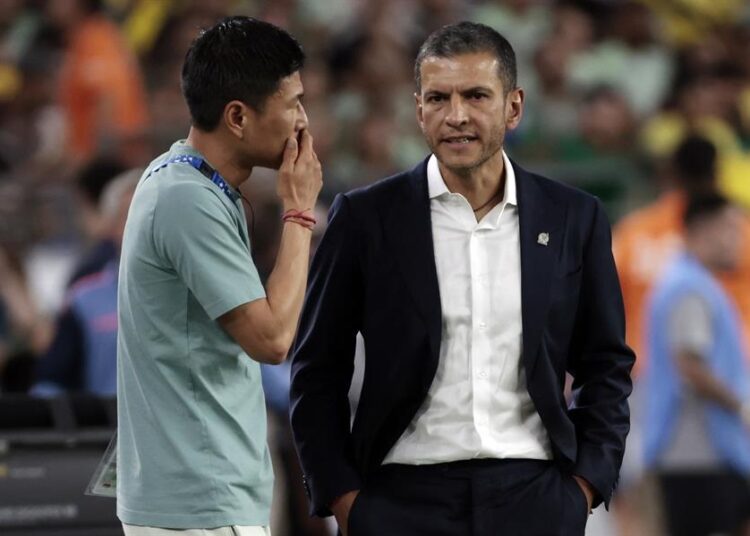 Jaime Lozano deja de ser DT de México tras fracaso en Copa América