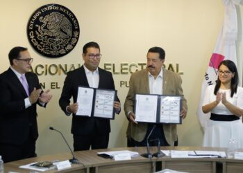 Morena no podrá anular mi lugar en el Senado: Néstor Camarillo