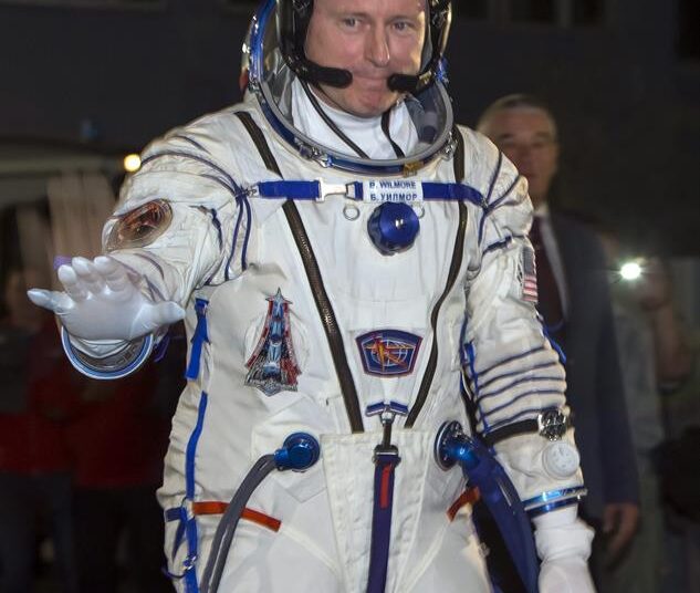 La NASA dice que los dos astronautas varados en la EEI volverán a la Tierra en febrero