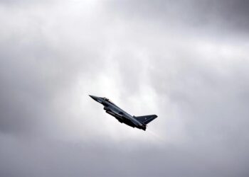 Avión de combate F-16 estadounidense se estrella en Ucrania