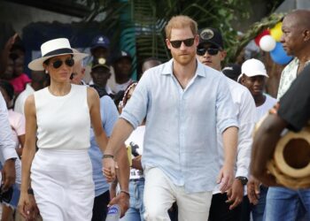 Duques de Sussex visitan el primer pueblo libre de América, en el Caribe colombiano
