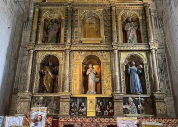 Yucatán guarda retablos con hojas de oro del siglo XVI e influencia maya