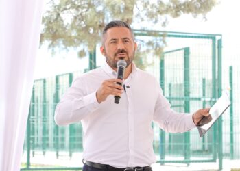 Ayuntamiento entrega rehabilitación de calles al sur de la ciudad