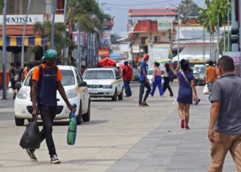 Activistas alertan riesgos para migrantes con medida de gestión de citas en sur de México