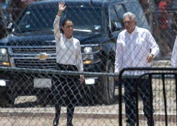 Sheinbaum, AMLO y Ramírez de la O revisan finanzas y presupuesto 2024 y 2025