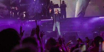 Marc Anthony, al estilo más puro, contagia alegría a Santo Domingo