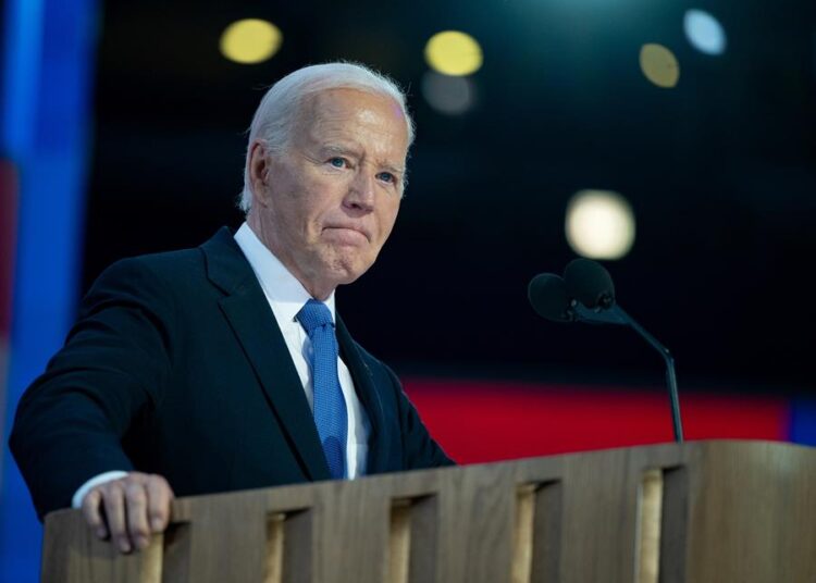 Biden critica bloqueo judicial a plan de regularización de inmigrantes