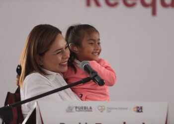 Encabeza Gaby Bonilla entrega de aparatos auditivos y reequipamiento a sistemas municipales DIF
