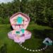 Abre la casa de la muñeca Polly Pocket para huéspedes reales