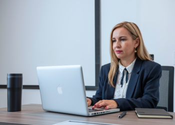 Impulsa UAG a sus colaboradores a fortalecer sus estudios en inglés