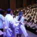 Cientos de líderes innovadores inician su formación como médicos 