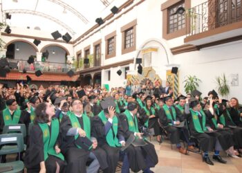 La Escuela Libre de Derecho de Puebla celebra su ceremonia de fin de curso de la Generación 2019-2024