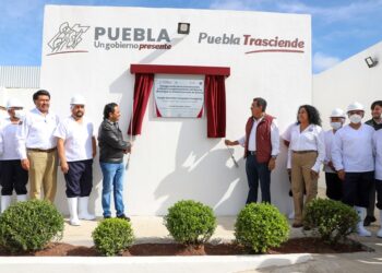 Céspedes inaugura rastro municipal de Chalchicomula