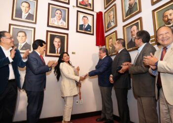 Reconocen sensibilidad y respeto de Armenta en el Senado