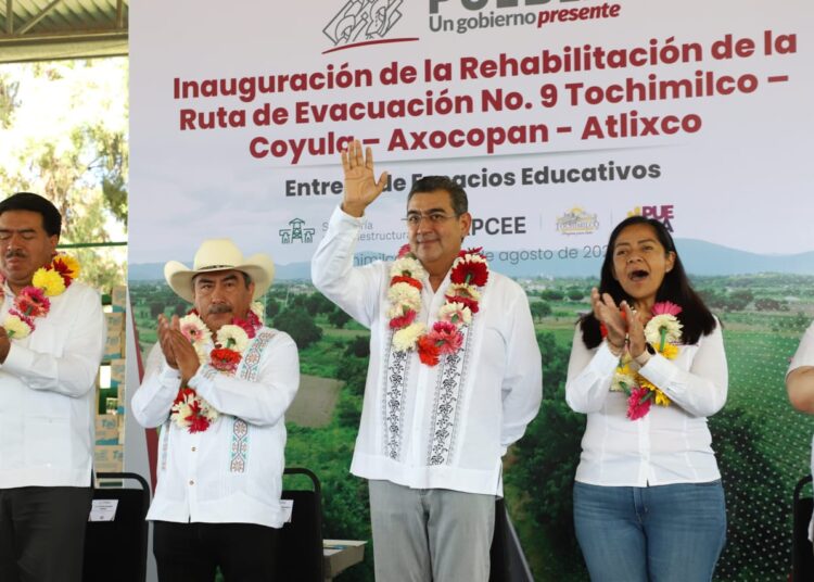 Gobierno estatal mejora movilidad en Tochimilco y Acteopan