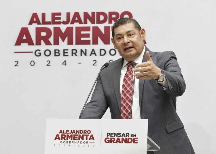 Alejandro Armenta revela 11 perfiles más de su gabinete
