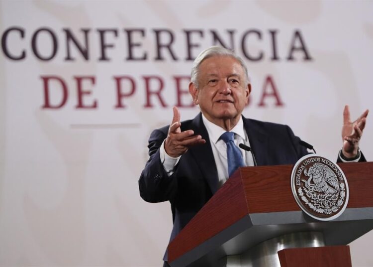 AMLO desestima opiniones de calificadoras internacionales sobre reforma judicial