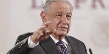 ‘Anticonstitucional’ que SCJN intervenga en polémica de ‘sobrerrepresentación’: AMLO