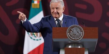 AMLO pide a Slim fije postura sobre reforma al Poder Judicial