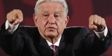 Trabajadores del Poder Judicial en paro son ‘paleros’: AMLO