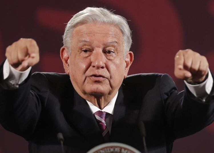 Trabajadores del Poder Judicial en paro son ‘paleros’: AMLO