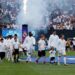 Jugadores del Barcelona y el Madrid vuelven al campo para intentar reanudar el clásico