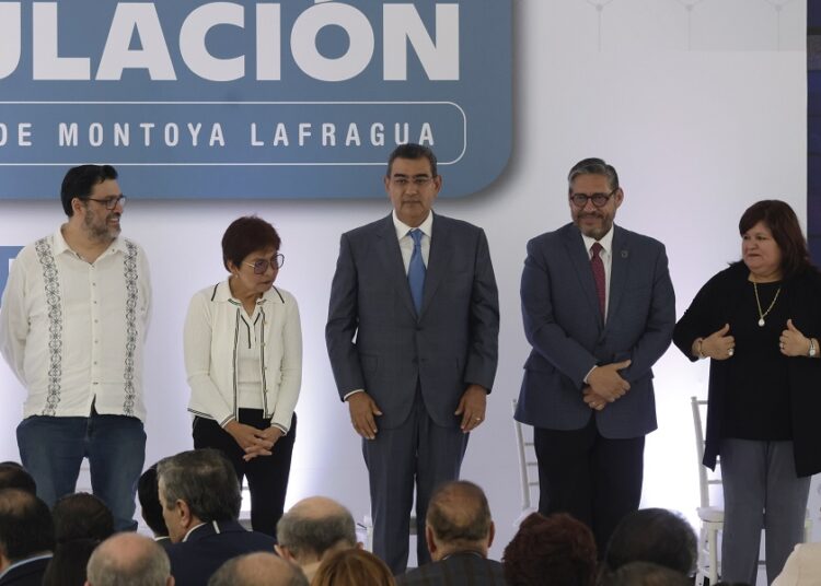 Rectora y gobernador inauguran Centro de Simulación y Prácticas Profesionales